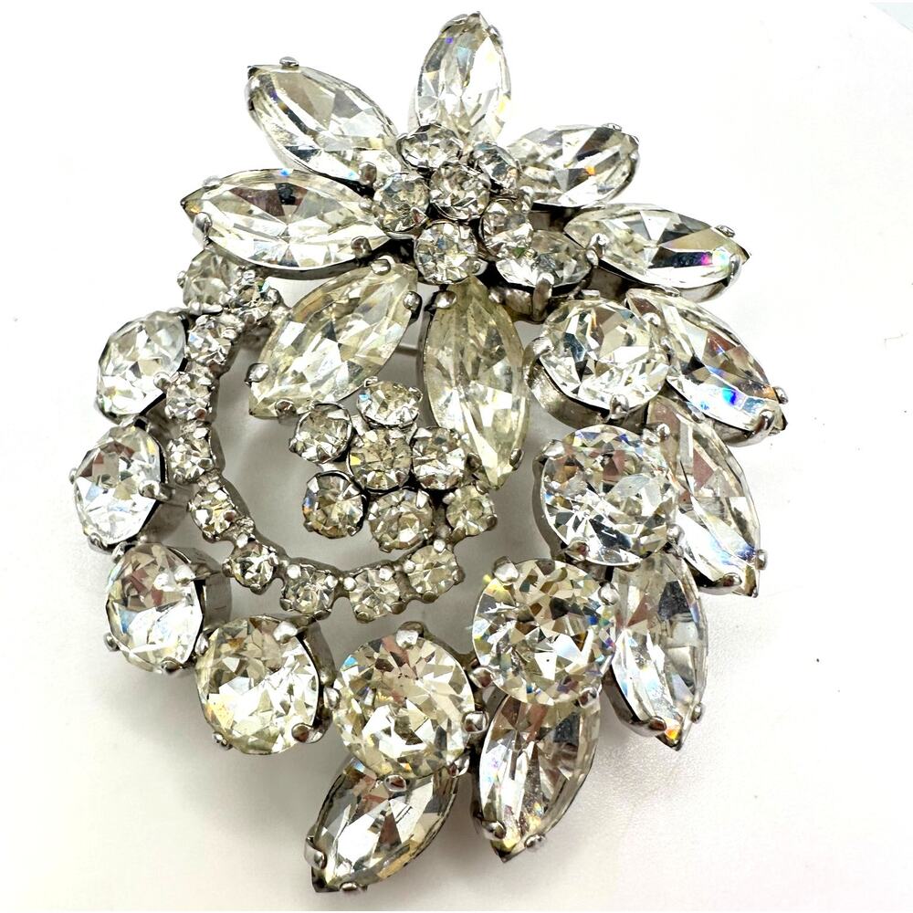 1950s high end vintage silver tone clear glass rhinestones brooch